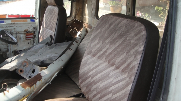 หัว ROCKY สีเดิมบางป๊อง สวยเดิม ขาหน้า-หลัง กันชน กรองหลังเก๋ง ของครบ สวย ถูก หัว ROCKY สีเดิมบางป๊อง สวยเดิม ขาหน้า-หลัง กันชน กรองหลังเก๋ง ของครบ สวย ถูก