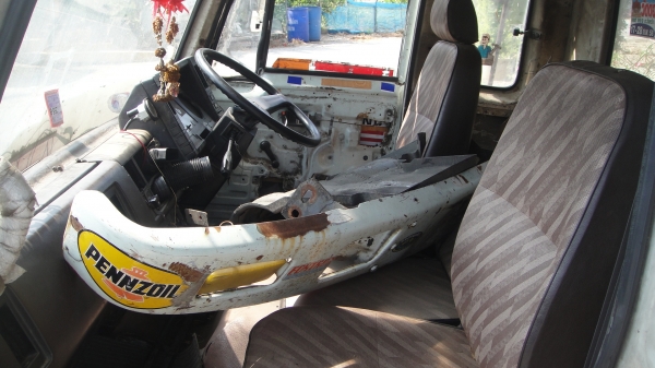 หัว ROCKY สีเดิมบางป๊อง สวยเดิม ขาหน้า-หลัง กันชน กรองหลังเก๋ง ของครบ สวย ถูก หัว ROCKY สีเดิมบางป๊อง สวยเดิม ขาหน้า-หลัง กันชน กรองหลังเก๋ง ของครบ สวย ถูก