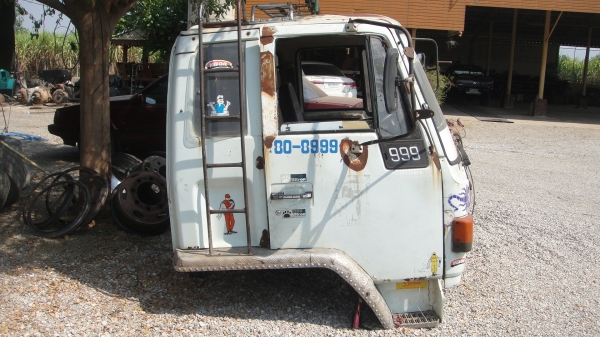 หัว ROCKY สีเดิมบางป๊อง สวยเดิม ขาหน้า-หลัง กันชน กรองหลังเก๋ง ของครบ สวย ถูก หัว ROCKY สีเดิมบางป๊อง สวยเดิม ขาหน้า-หลัง กันชน กรองหลังเก๋ง ของครบ สวย ถูก