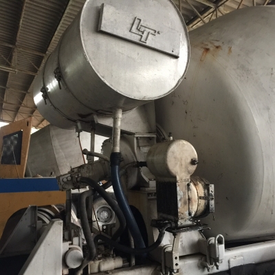 ขายรถบรรทุก 10 ล้อโม่ปูน NISSAN CWM430H 230 แรงม้าโม่LT 6 คิว ราคา 750000