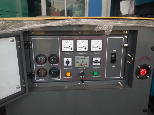 ขายเครื่องปั่นไฟใหม่ขนาด 30 kvaพร้อมตู้เก็บเสียง