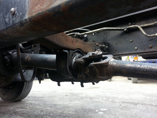 ขายหัวครัชซี ไอ้หลงFUSO FN617 เพลาเดียว 225แรงม้าเทอร์โบอินเตอร์ ปี2547