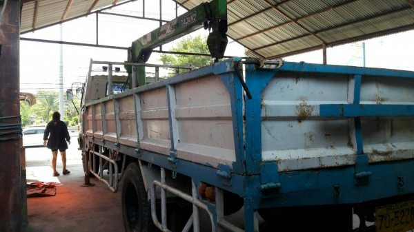 ขายด่วน!! ล็อกกี้ 165 ยาว 6.50เมตร เครน 4.5ตัน 3ปอก 2ชัก สภาพพร้อมใช้งาน K.อู้ด 081-2995537,K.อิ้ง 081-1597055