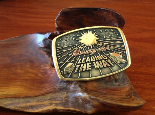 ขายหัวเข็มขัด Vintage Snap-on รวมจัดส่ง