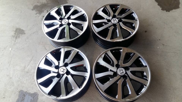 ขายล้อแม็ก mobilio 15" สนใจติดต่อ ตาเล็ก ล้อและยาง 081-3747940 ขายล้อแม็ก mobilio 15" สนใจติดต่อ ตาเล็ก ล้อและยาง 081-3747940