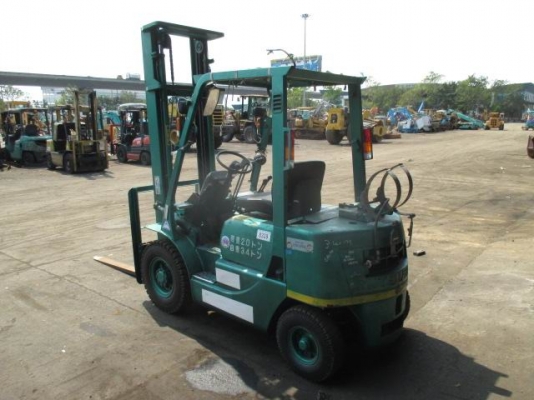 ขายรถยก2ตันเสา4เมตรนางงามจากนอกรุ่นล่าสุด