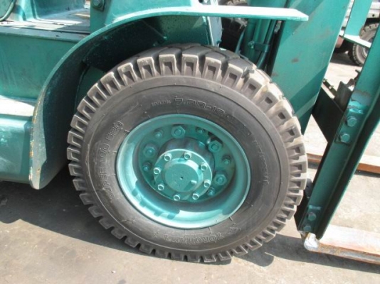 ขายรถยก2ตันเสา4เมตรนางงามจากนอกรุ่นล่าสุด