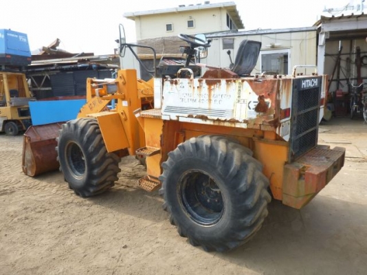 ขายรถขุดแบคโฮ เทคเตอร์ รถเคน ทุกชนิดทุกยี่ห่อนำเข้าจากญี่ปุ่นา