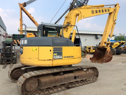 Komatsu PC128US-2E1 รุ่นยอดฮิต นำเข้าจากญี่ปุ่น ไม่เคยใช้งานในไทย ใช้งานน้อยครับ สภาพสมบูรณ์ที่สุด