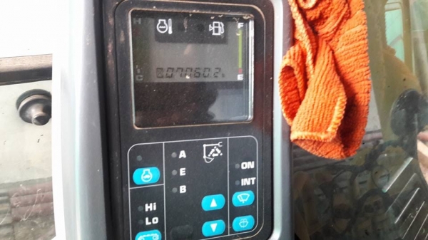 ขาย โคมัถสุ pc200-7 ใช้งานน้อย สนใจติดต่อ 0817796679 แชมป์