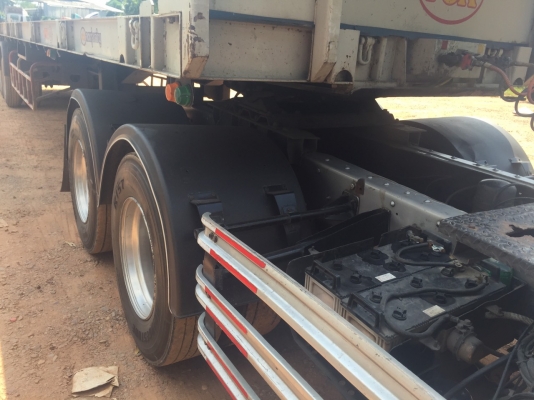 ขายรถบรรทุกหัวลาก NISSAN CWM 454  350 แรงม้าปี 2552 หางพื้นเรียบ RCK 3 เพลาราคา 1600000