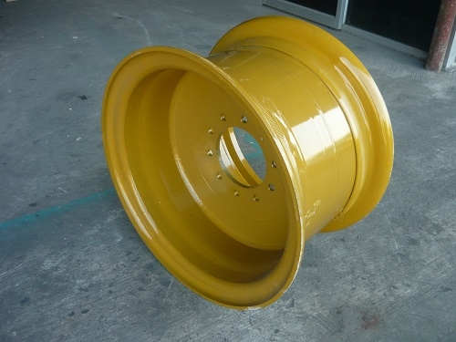 จำหน่ายกะทะล้อใหม่สำหรับเครื่องจักรหนัก อาทิเช่น กะทะล้อรถเกรด รถบด รถตัก ขนาด