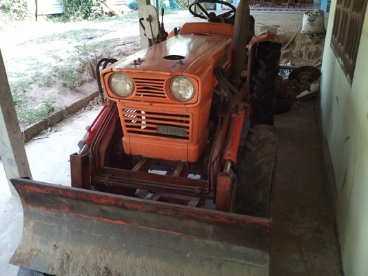 ขายคูโบต้าเก่านอก 2 เพลา พร้อมใช้งาน