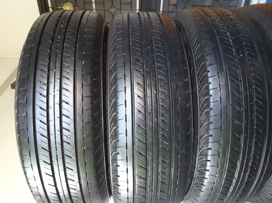 ยาง bridgestone 215 70 15 ปี 12 ชุดล่ะ 4000
