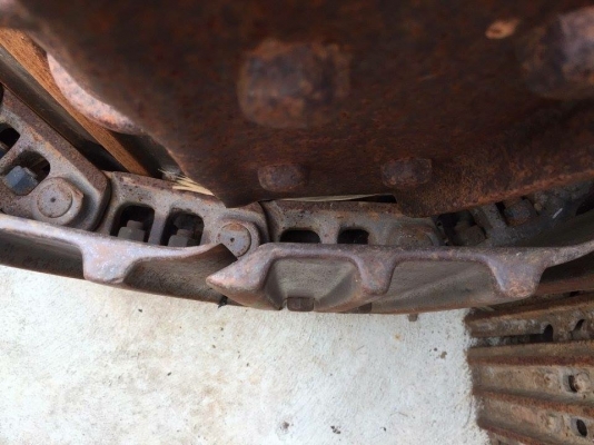 โซ่พร้อมใบเก่านอกญี่ปุ่น HITACHI EX200-3-5 โซ่พร้อมใบเก่านอกญี่ปุ่น HITACHI EX200-3-5