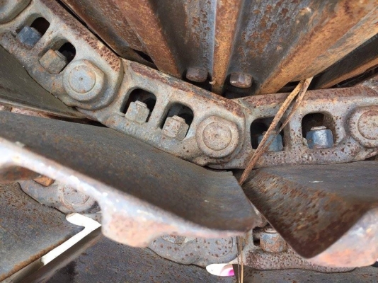 โซ่พร้อมใบเก่านอกญี่ปุ่น HITACHI EX200-3-5 โซ่พร้อมใบเก่านอกญี่ปุ่น HITACHI EX200-3-5