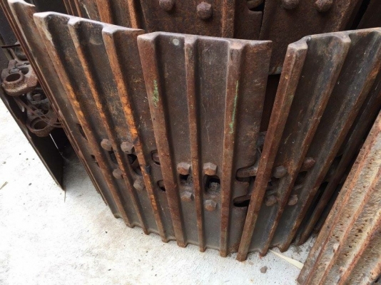 โซ่พร้อมใบเก่านอกญี่ปุ่น HITACHI EX200-3-5 โซ่พร้อมใบเก่านอกญี่ปุ่น HITACHI EX200-3-5