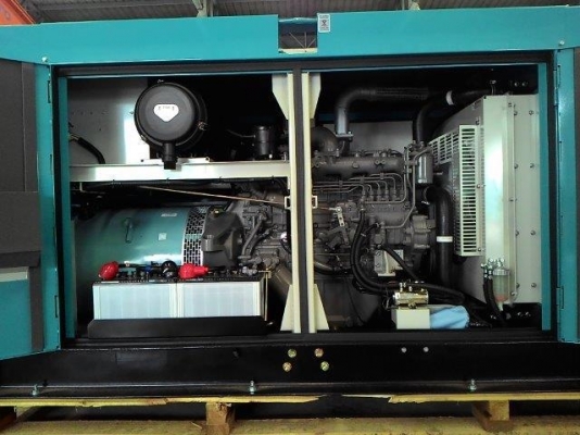 เครื่องปั่นไฟ DCA-100ESI ของใหม่