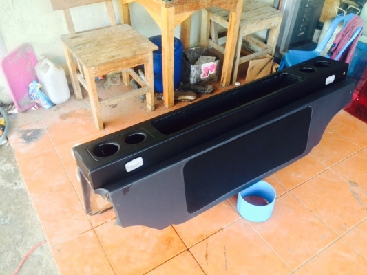 ตู้ลำโพงสำเร็จรูปท้ายเบาะรถสปรอต์ไลเดอร์ ตู้ลำโพงสำเร็จรูปท้ายเบาะรถสปรอต์ไลเดอร์