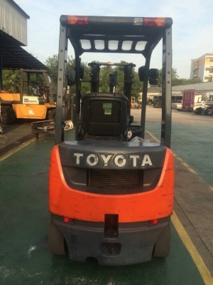 ขายรถดีเซลtoyota8fd15เกียรออโต้