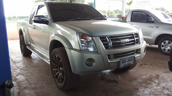 **398,000 บ.ต่อรอง/// กระบะแค็ป ISUZU D-MAX HI-LANDER 2.5DDI I-TEQ GOLD SERIES ปี08 สวยๆ บาง แม็ก20 เท่ๆ **ขาย D-MAX GOLD SERIES Hi-lander 2.5 DDI I-TEQ (2Dr.) ปี51/08 กระบะแค็ปสภาพสวย เท่ แม็ก20 " พร้อมใช้งาน เล่มทะเบียนครบ ISUZU D-MAX HI-LANDER 2.5