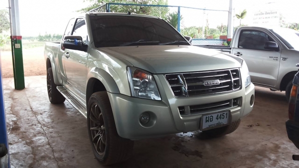 **398,000 บ.ต่อรอง/// กระบะแค็ป ISUZU D-MAX HI-LANDER 2.5DDI I-TEQ GOLD SERIES ปี08 สวยๆ บาง แม็ก20 เท่ๆ **ขาย D-MAX GOLD SERIES Hi-lander 2.5 DDI I-TEQ (2Dr.) ปี51/08 กระบะแค็ปสภาพสวย เท่ แม็ก20 " พร้อมใช้งาน เล่มทะเบียนครบ ISUZU D-MAX HI-LANDER 2.5