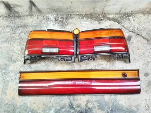 ขายไฟท้าย พร้อมทับทิมส้มแดง ยกชุด ใส่ ae 100-101