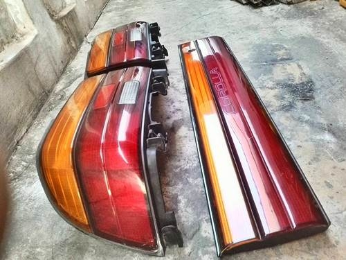 ขายไฟท้าย พร้อมทับทิมส้มแดง ยกชุด ใส่ ae 100-101