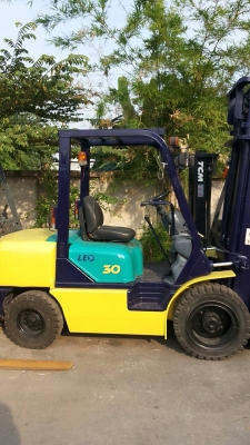 ขายรถดีเซล komatsu fd30c-12เกียรธรรมดา
