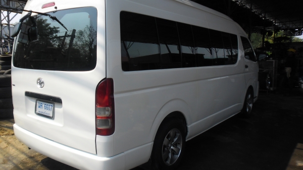 ขายรถตู้ปี08พร้อมโอน385000บ