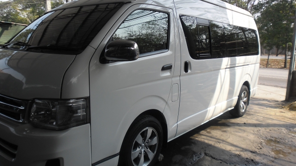 ขายรถตู้ปี08พร้อมโอน385000บ