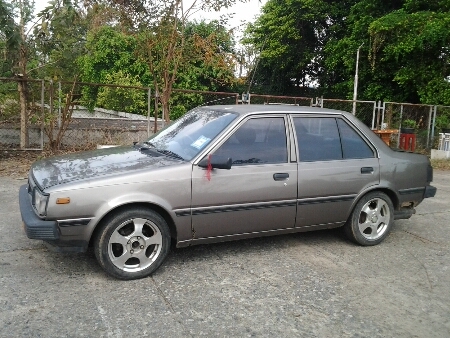 ขายรถยนต์ ปี91 นิสสัน ซันนี่FF เครื่อง1300cc.(ติดแก๊ส) เกียร์ออโต้ พวงมาลัยธรรมดา แอร์เย็น วิทยุCD ล้อแม็กสวยๆ เครื่องดี ช่วงล่างดี ขายถูกๆครับ (รถบ้านไม่ใช่แท็กซี่)