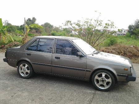 ขายรถยนต์ ปี91 นิสสัน ซันนี่FF เครื่อง1300cc.(ติดแก๊ส) เกียร์ออโต้ พวงมาลัยธรรมดา แอร์เย็น วิทยุCD ล้อแม็กสวยๆ เครื่องดี ช่วงล่างดี ขายถูกๆครับ (รถบ้านไม่ใช่แท็กซี่)