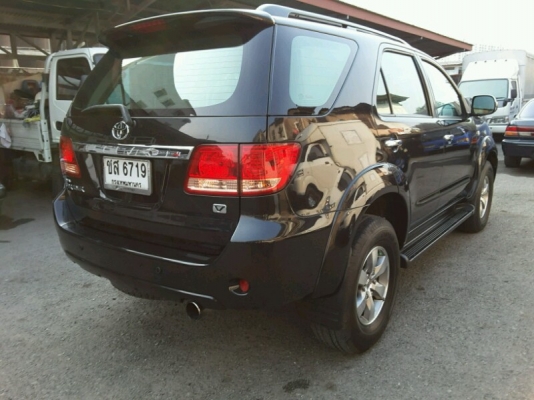 ขายToyota Fortuner 3.0V AT 4X4 TOP ปี 08.
