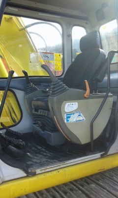 ขาย KOMATSU PC120-6E เก่าญี่ปุ่น  สภาพสวย ระบบดี  พร้อมใช้  สนใจโทร 089-3818694 ดวงนภา.