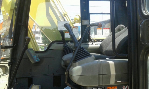 ขาย KOMATSU PC120-6E เก่าญี่ปุ่น  สภาพสวย ระบบดี  พร้อมใช้  สนใจโทร 089-3818694 ดวงนภา.