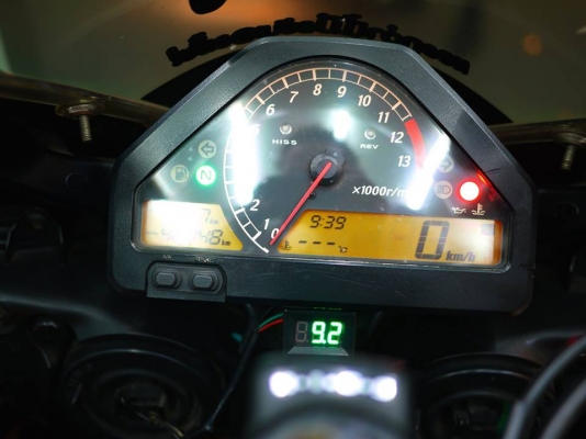 ขาย Honda Cbr1000 ปี 2005 พร้อมทะเบียนแท้โอนขนส่ง รถสวยมากไม่มีอุบัติเหตุใดๆทั้งสิ้น