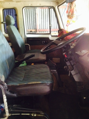 ขายร๊อคกี้ fvm 10 ล้อเพลาเดียว สภาพสวยยางดี10 เส้น แอร์พร้อม 650,000บาท 0892095791บอย