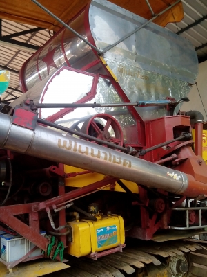 ขายรถเกี่ยวข้าว เกษตรพัฒนา ไอ้หนุ่มไวไฟปี52 ราคาถูก