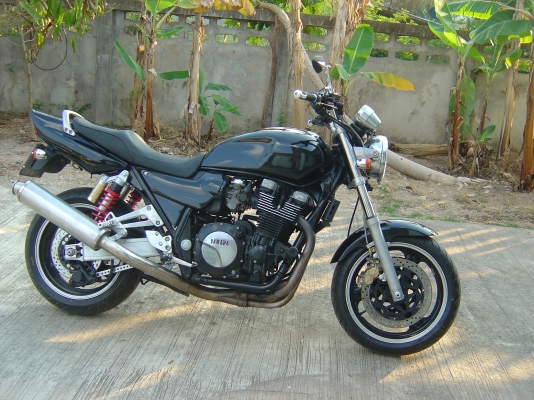 Yamaha XJR1200 greenbook registered