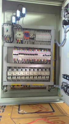 รับประกอบตู้ควบคุมไฟฟ้า รับประกอบตู้ควบคุมไฟฟ้า