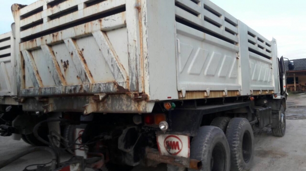 รถอีซุซุ 10 ล้อดั้ม FXZ 270 แรงม้า ปี 51. ( ขาย แม่ , ลูก. )   สนใจติดต่อ  081 - 6079515