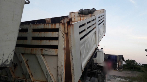 รถอีซุซุ 10 ล้อดั้ม FXZ 270 แรงม้า ปี 51. ( ขาย แม่ , ลูก. )   สนใจติดต่อ  081 - 6079515