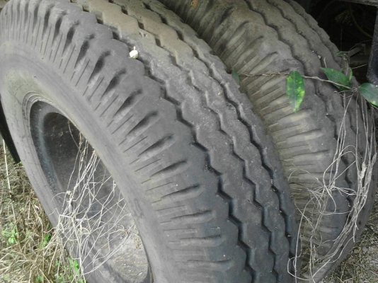 ขายหางพ่วง  สามมิต  2  เพลา. ปี 40.     สนใจติดต่อ  081 - 6079515