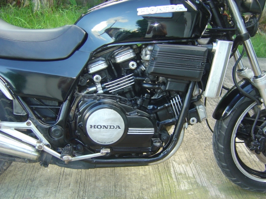 Honda 750 v4 with greenbook tax and insurance