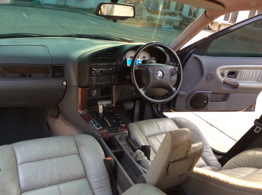 ขายรถ BMW E36 318IA ปี97 เครื่อง 1JZเทอร์โบเดี่ยว AR/70 เกียร์ออโต้ ติดแก๊สLPGระบบหัวฉีด ภายในเดิมๆของแต่งแท้ตามรูปเลยครับ ชุดแต่ง แม็กHaman 2ชิ้นแท้ ขอบ18&quot; เบรคSkyline รถขับดีเลยครับ ขับกลับได้เลยครับ ภาษี59 เล่มพร้อมครับ