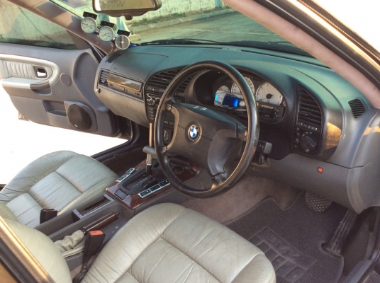 ขายรถ BMW E36 318IA ปี97 เครื่อง 1JZเทอร์โบเดี่ยว AR/70 เกียร์ออโต้ ติดแก๊สLPGระบบหัวฉีด ภายในเดิมๆของแต่งแท้ตามรูปเลยครับ ชุดแต่ง แม็กHaman 2ชิ้นแท้ ขอบ18&quot; เบรคSkyline รถขับดีเลยครับ ขับกลับได้เลยครับ ภาษี59 เล่มพร้อมครับ