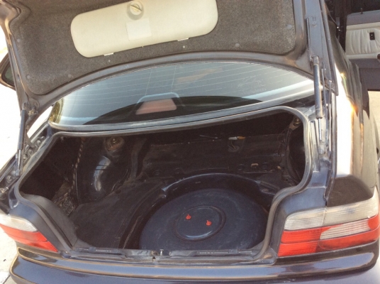 ขายรถ BMW E36 318IA ปี97 เครื่อง 1JZเทอร์โบเดี่ยว AR/70 เกียร์ออโต้ ติดแก๊สLPGระบบหัวฉีด ภายในเดิมๆของแต่งแท้ตามรูปเลยครับ ชุดแต่ง แม็กHaman 2ชิ้นแท้ ขอบ18&quot; เบรคSkyline รถขับดีเลยครับ ขับกลับได้เลยครับ ภาษี59 เล่มพร้อมครับ