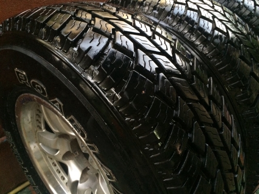 ล้อพร้อมยาง 30 at ปี 14 ล้อพร้อมยาง 30 at ปี 14