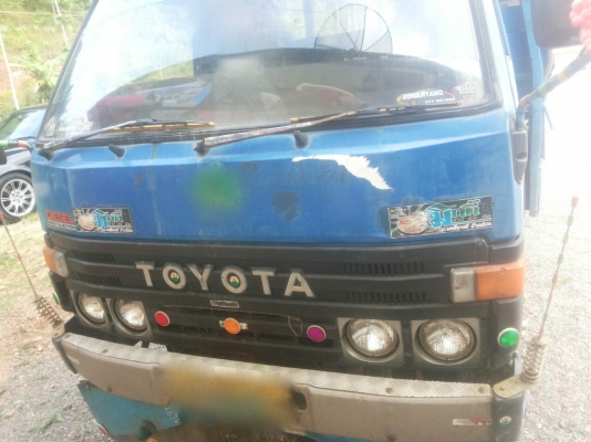 รถโตโยต้า 6 ล้อ  BU87 ( ไม่ดั้ม ) 115 แรงม้า. ปี 36.     สนใจติดต่อ  081 - 6079515